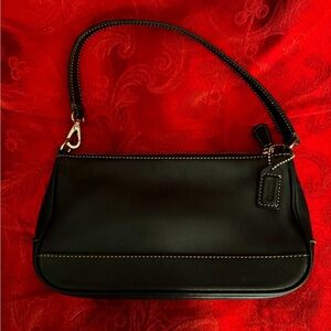 Vintage Coach # 7785 Demi Leather Baguette Shoulder Black Bag 8.5”x5”x2”